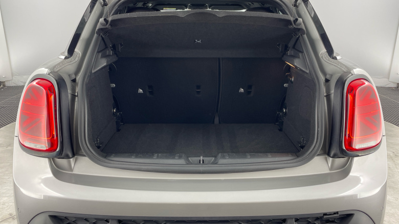 MINI Hatchback 1.5 Cooper Sport 5dr Auto Petrol Hatchback